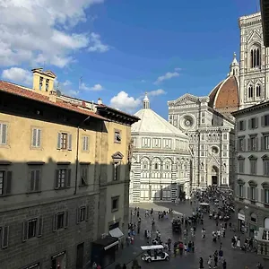 https://pb-suites.it-tuscanyhotel.com