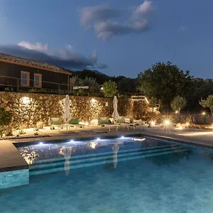Podere Dell'etna Segreta - Essential Nature & Glamping Resort